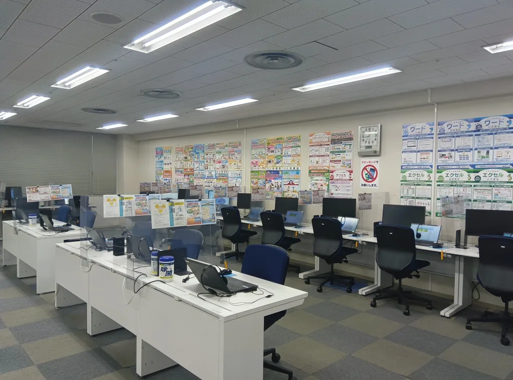わたしのパソコン教室 博多祇園校 教室内